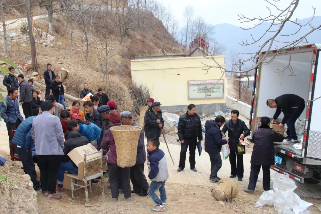 陇运集团公司开展春节前走访帮扶慰问活动