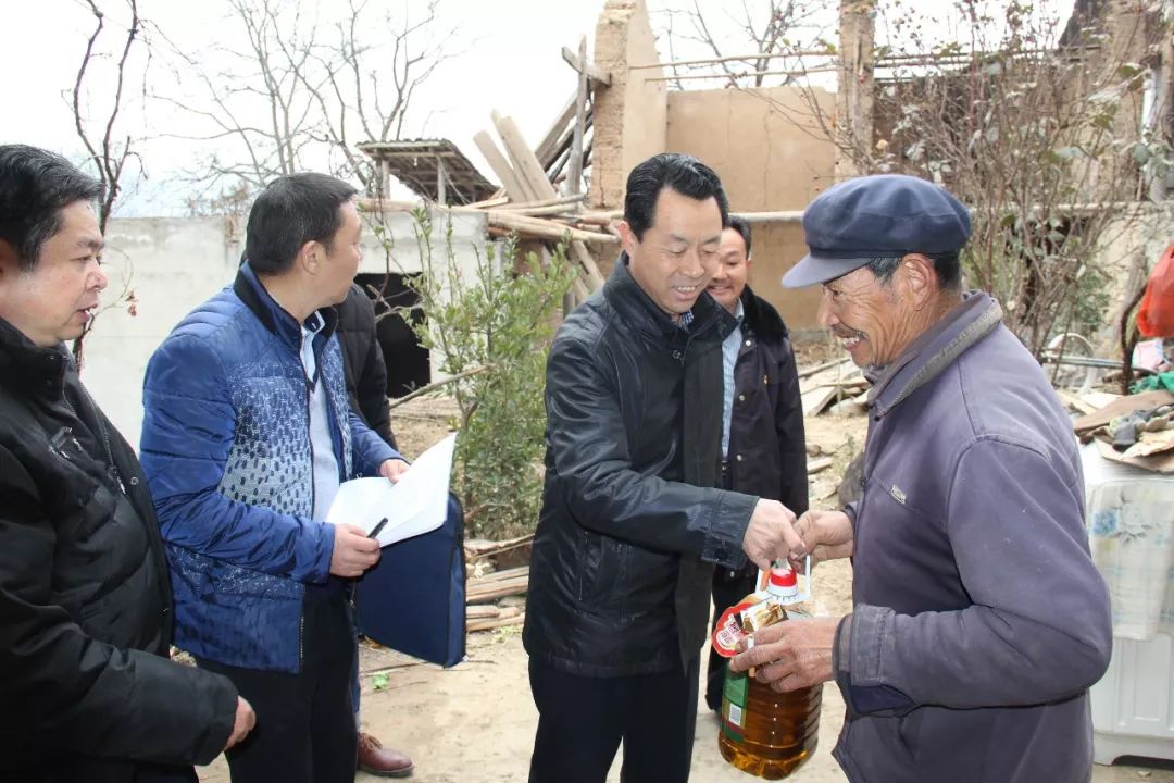 陇运集团公司开展春节前走访帮扶慰问活动