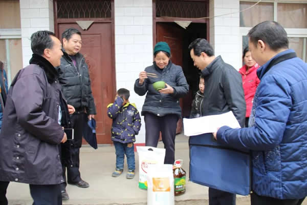 陇运集团公司开展春节前走访帮扶慰问活动