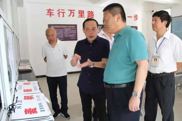 省运管局副局长袁新一行到陇运集团公司调研检查安全管理工作