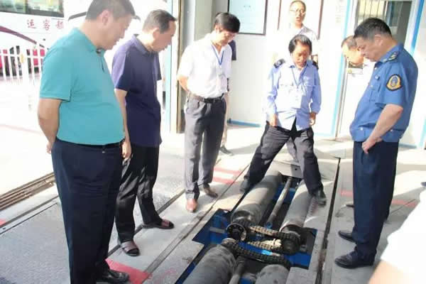 省运管局副局长袁新一行到陇运集团公司调研检查安全管理工作