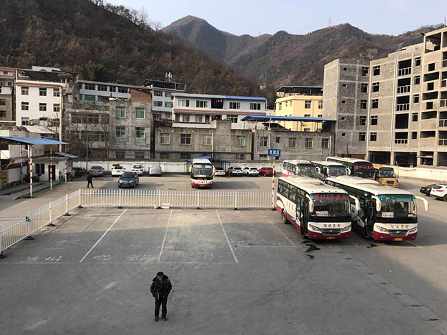 车站停车场（发车区）