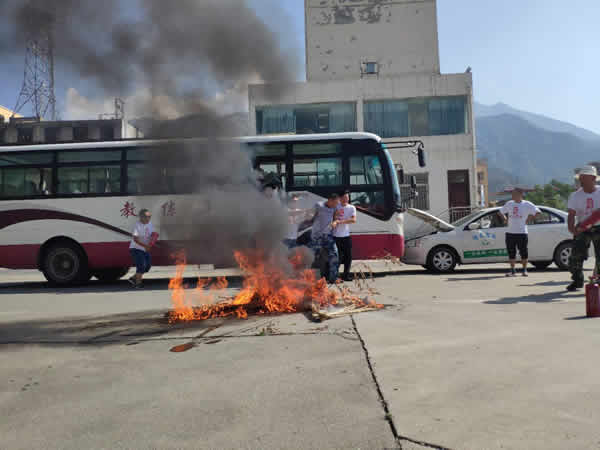 陇南驾校道路交通事故消防演练活动