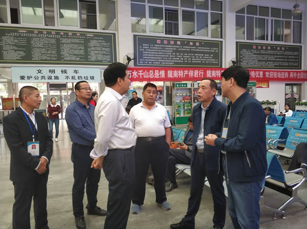 市交通运输局党组副书记、市运管局局长何涛一行到陇运集团公司检查国庆节前安全生产工作