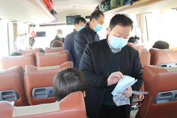 陇运集团运输务工人员前往浙江义乌