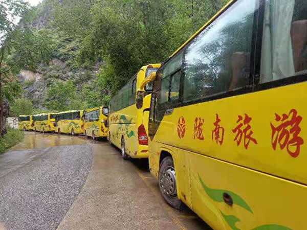 “环西部火车游.陇上江南”旅游专列再进陇南