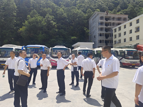 陇运集团公司开展“红色教育强信念 支部联建促发展”主题党日活动